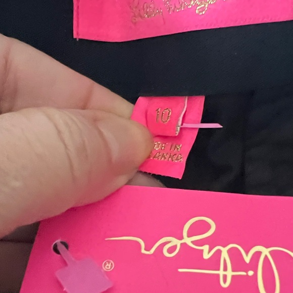 Lilly Elegant Black Waist Women's Shorts - Picture 6 of 8